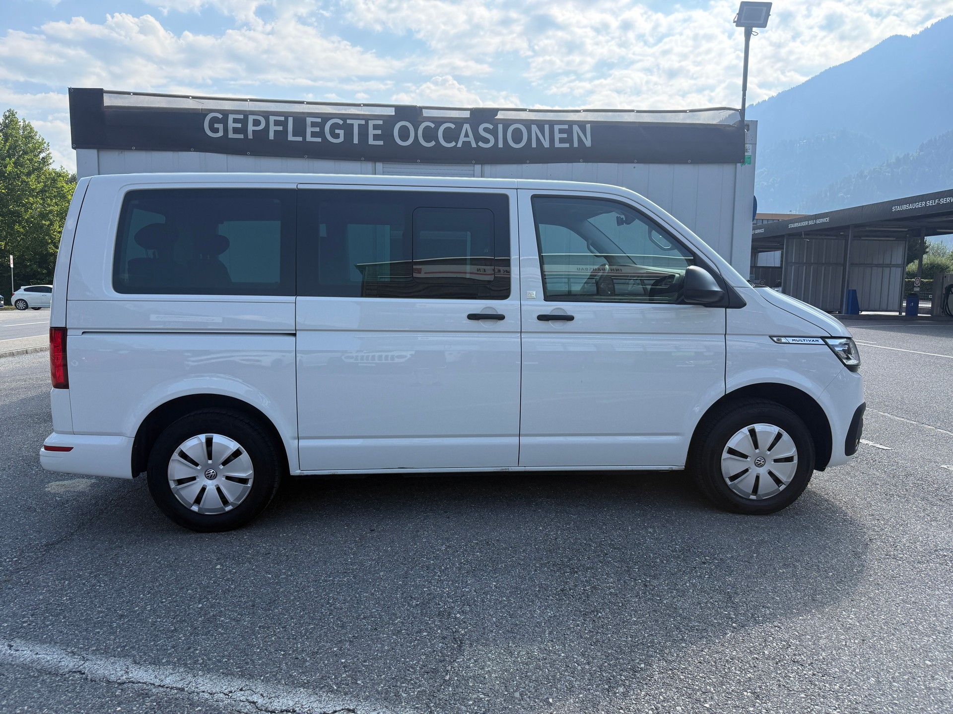 VW T6.1 Multivan 2.0 TDI Trendline Liberty DSG*ZAHNRIEMEN FRISCH*-showroom-element-2
