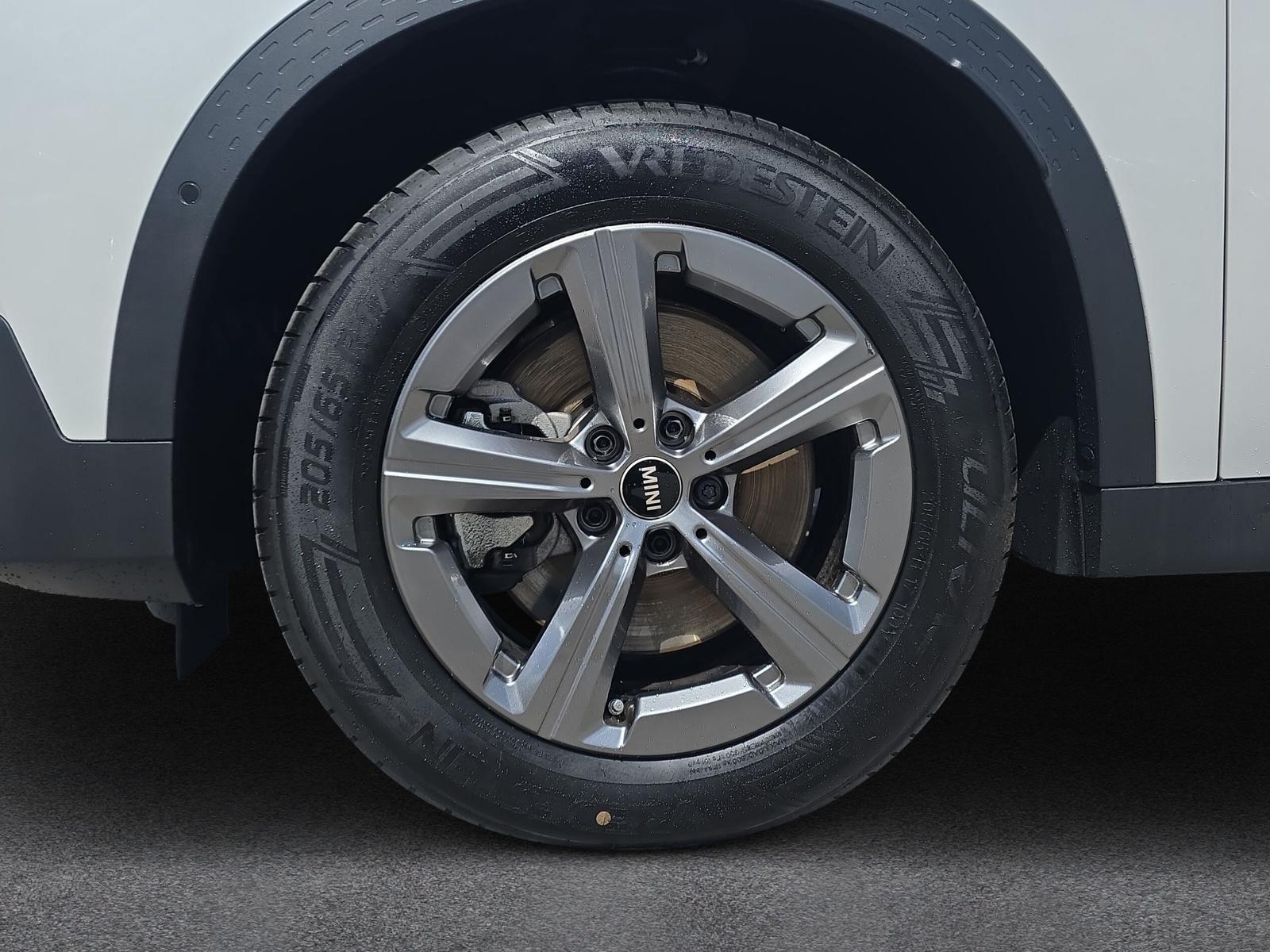 MINI Countryman S ALL4 2.0i U25 (CH)-image-8