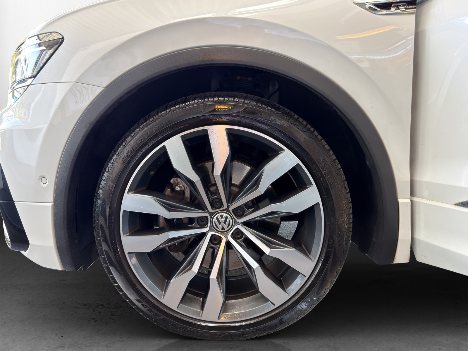 VW Tiguan 2.0TSI Highline 4Motion DSG-image-12
