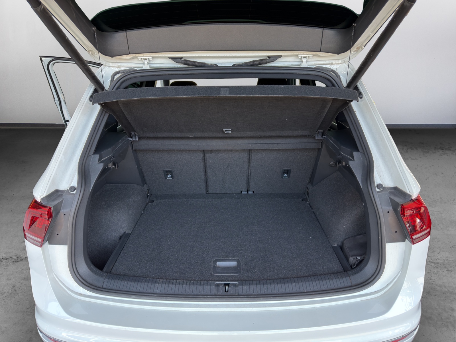 VW Tiguan 2.0TSI Highline 4Motion DSG-image-11