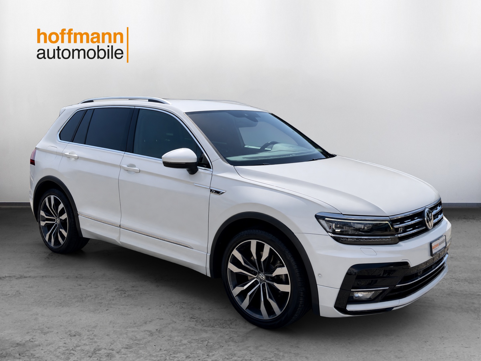 VW Tiguan 2.0TSI Highline 4Motion DSG-showroom-element-2