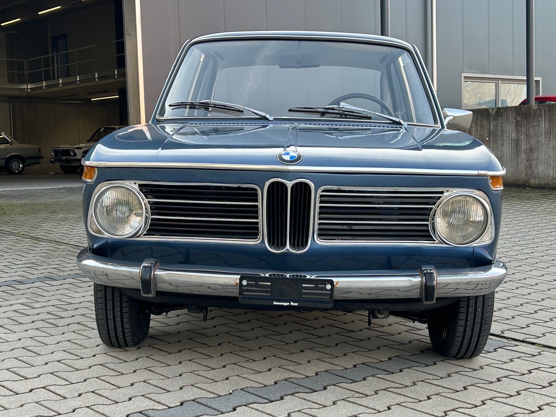 BMW BMW 2002 E10