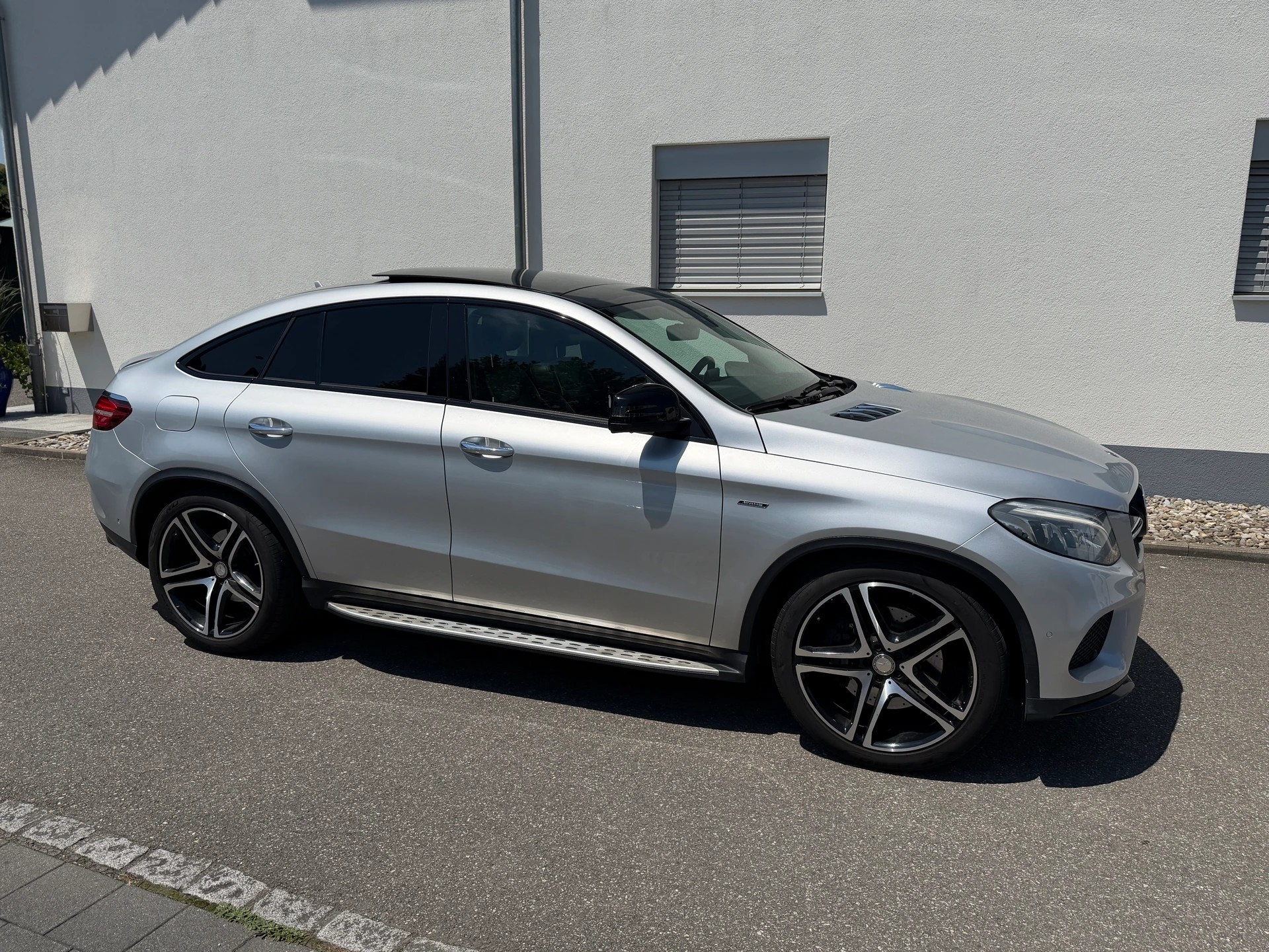 MERCEDES-BENZ GLE Coupé 450 AMG 4Matic 9G-Tronic-showroom-element-3