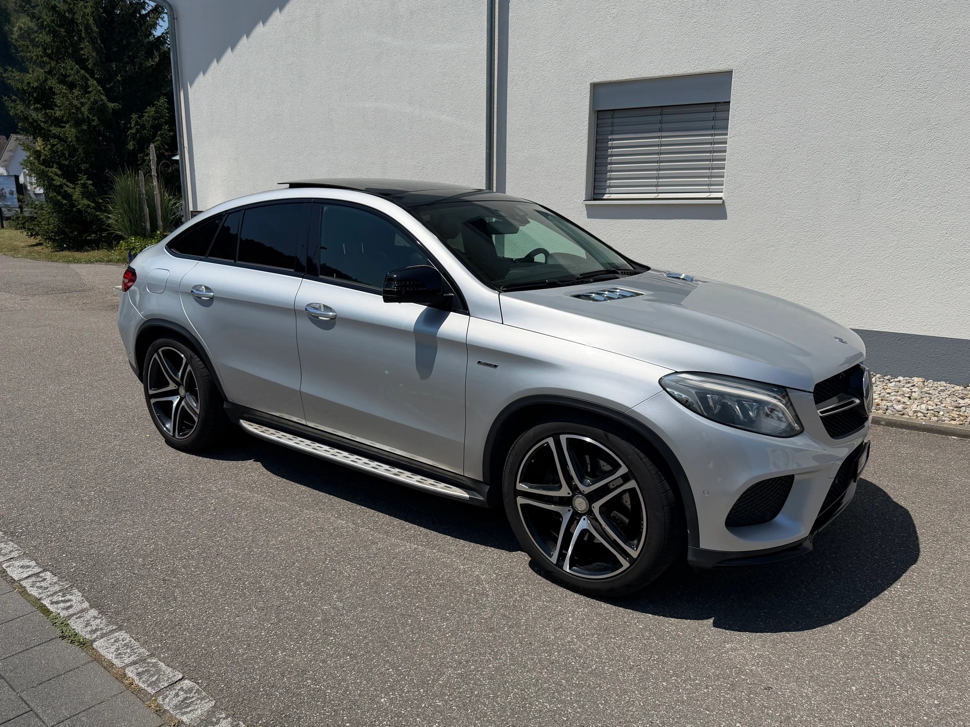 MERCEDES-BENZ GLE Coupé 450 AMG 4Matic 9G-Tronic-showroom-element-2