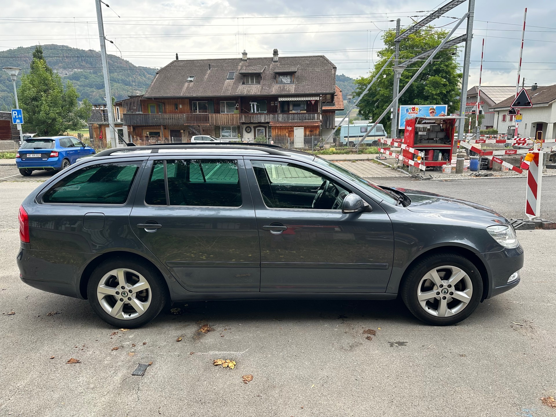 SKODA Octavia Combi 1.8 TSI Ambiente FIXPREIS-image-13