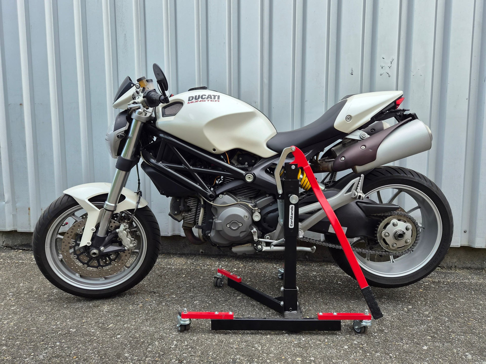 DUCATI Monster 1100 ABS-image-13