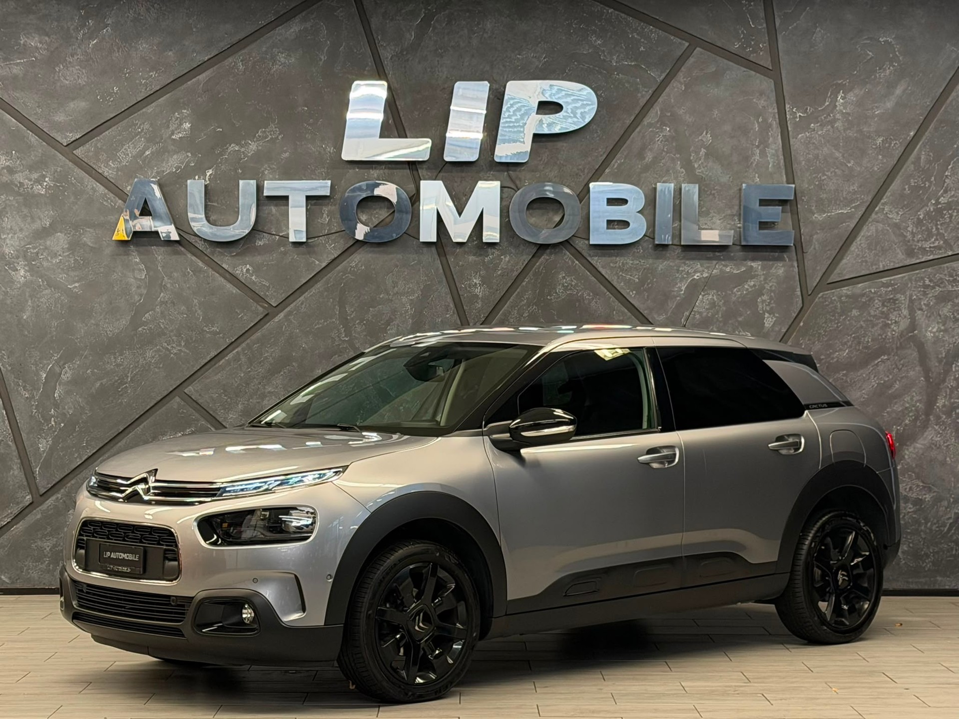CITROEN C4 Cactus 1.2 Pure Tech Shine EAT6