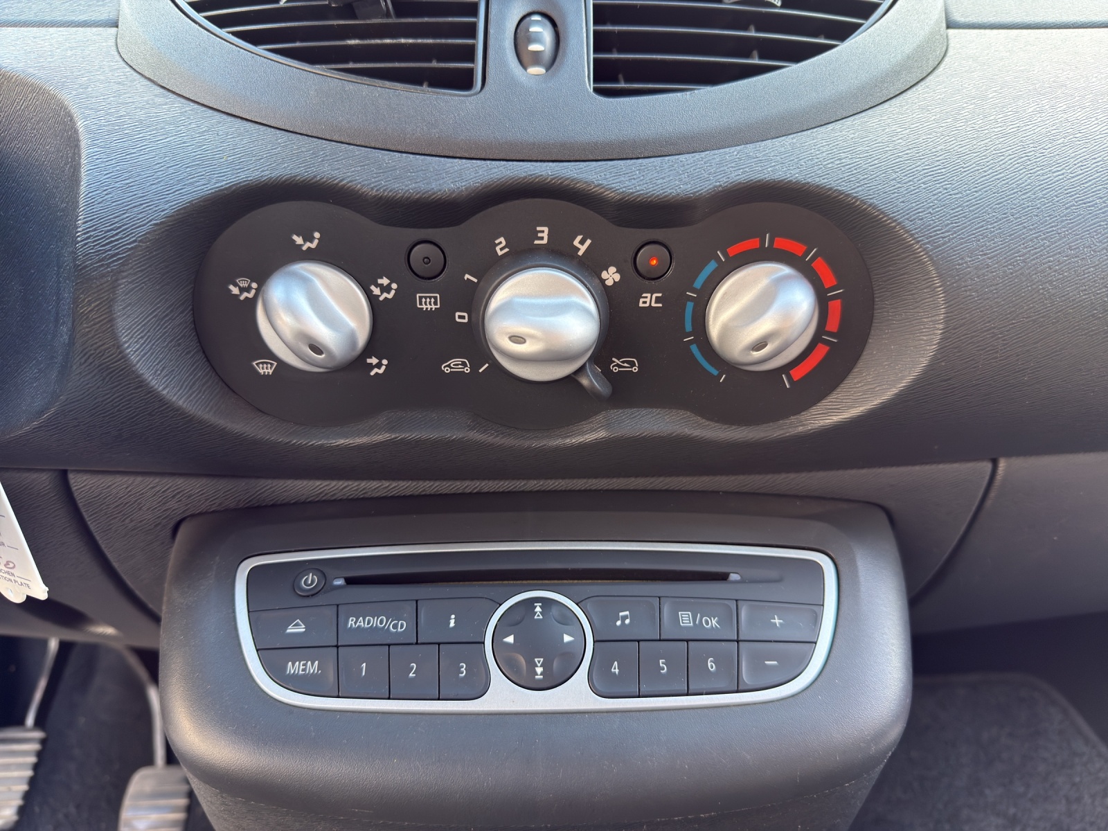RENAULT Twingo 1.2 16V Expression-image-15