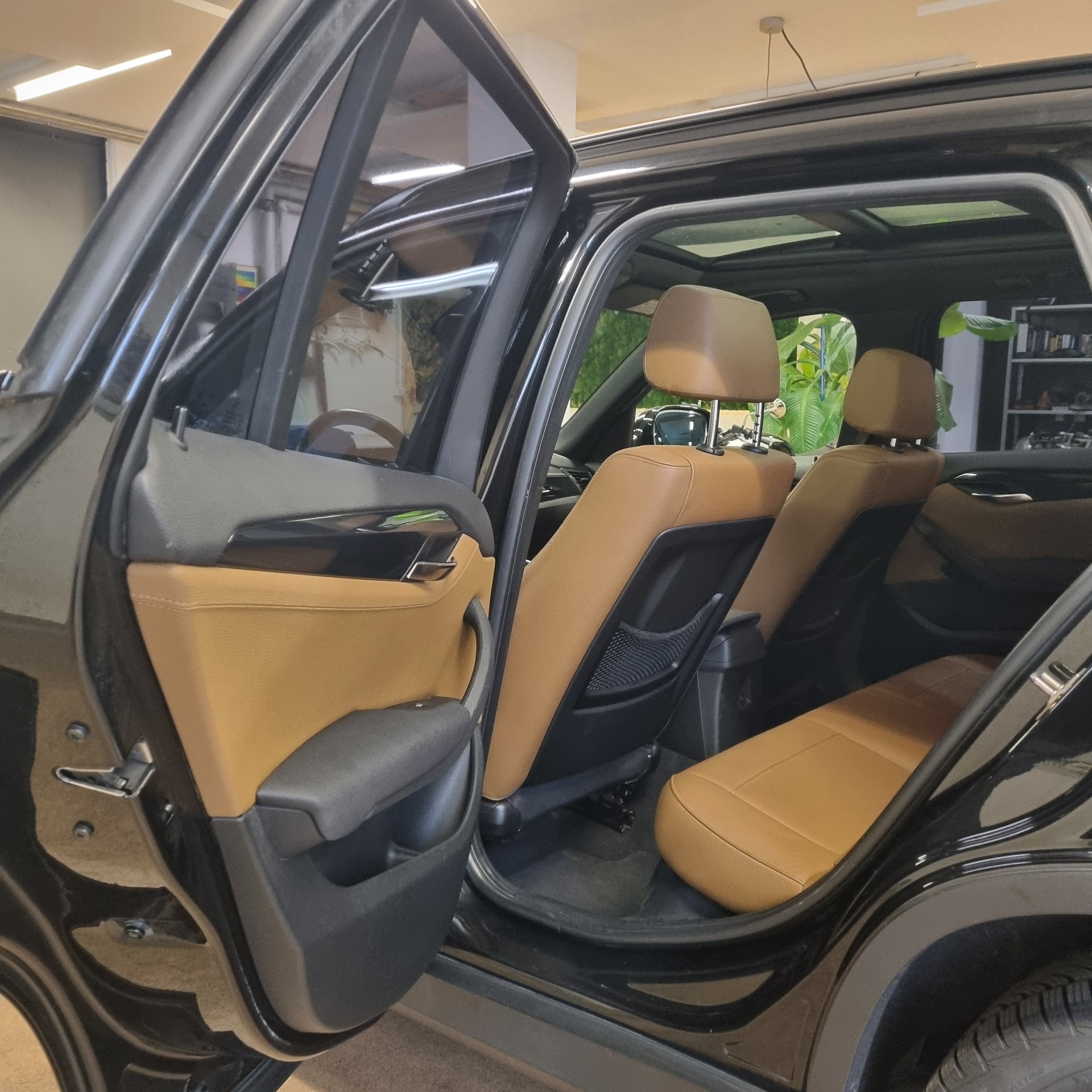 BMW X1 xDrive 23d Steptronic-image-9