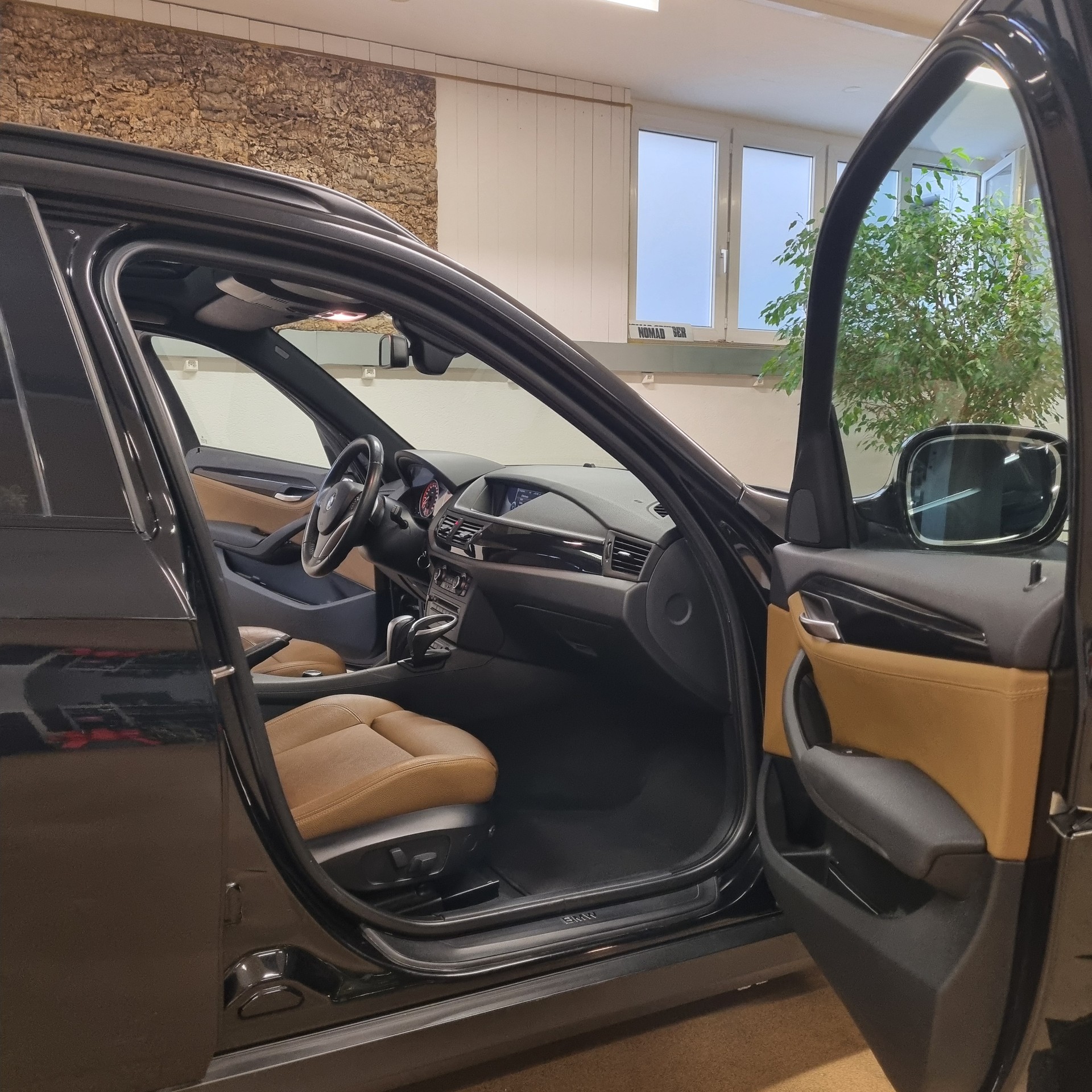 BMW X1 xDrive 23d Steptronic-image-8