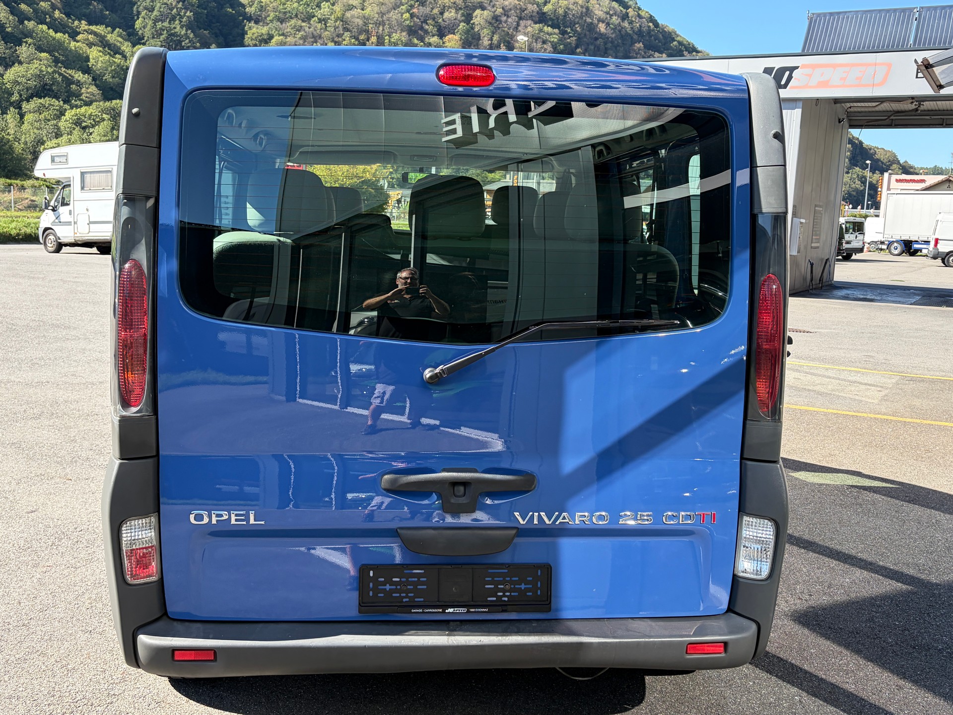 OPEL Vivaro 2.5 CDTI 2.7t-showroom-element-2