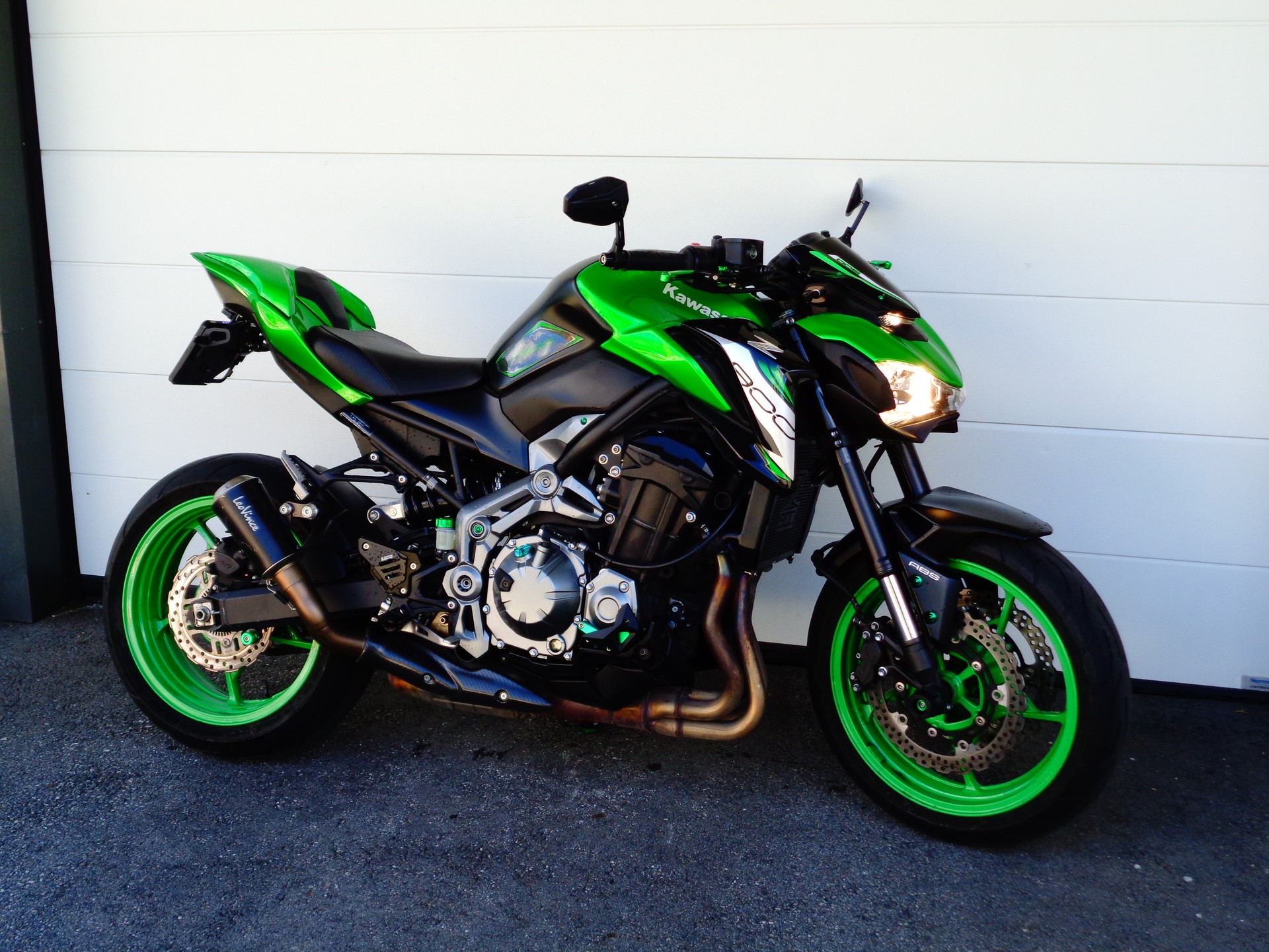 KAWASAKI Z 900-image-0