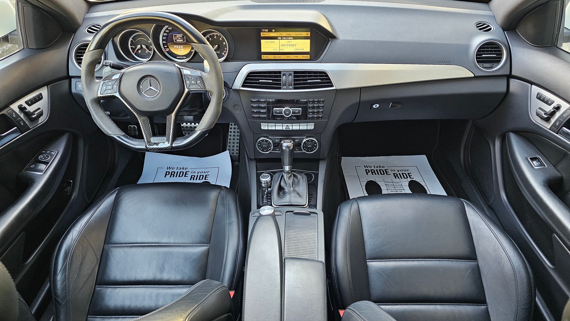 MERCEDES-BENZ C 63 Coupé AMG Speedshift MCT-image-8