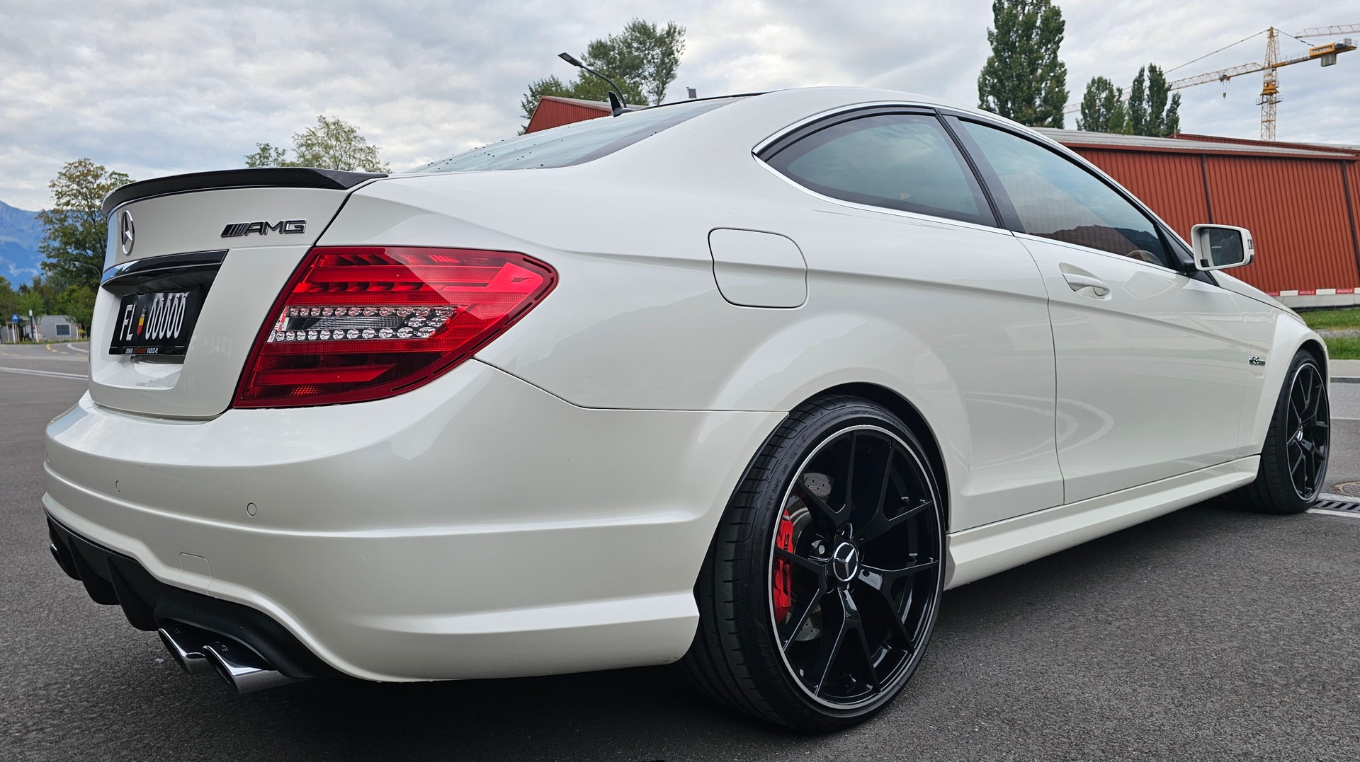 MERCEDES-BENZ C 63 Coupé AMG Speedshift MCT-image-5