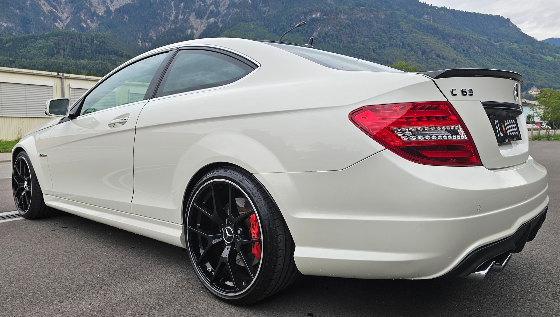 MERCEDES-BENZ C 63 Coupé AMG Speedshift MCT-showroom-element-2