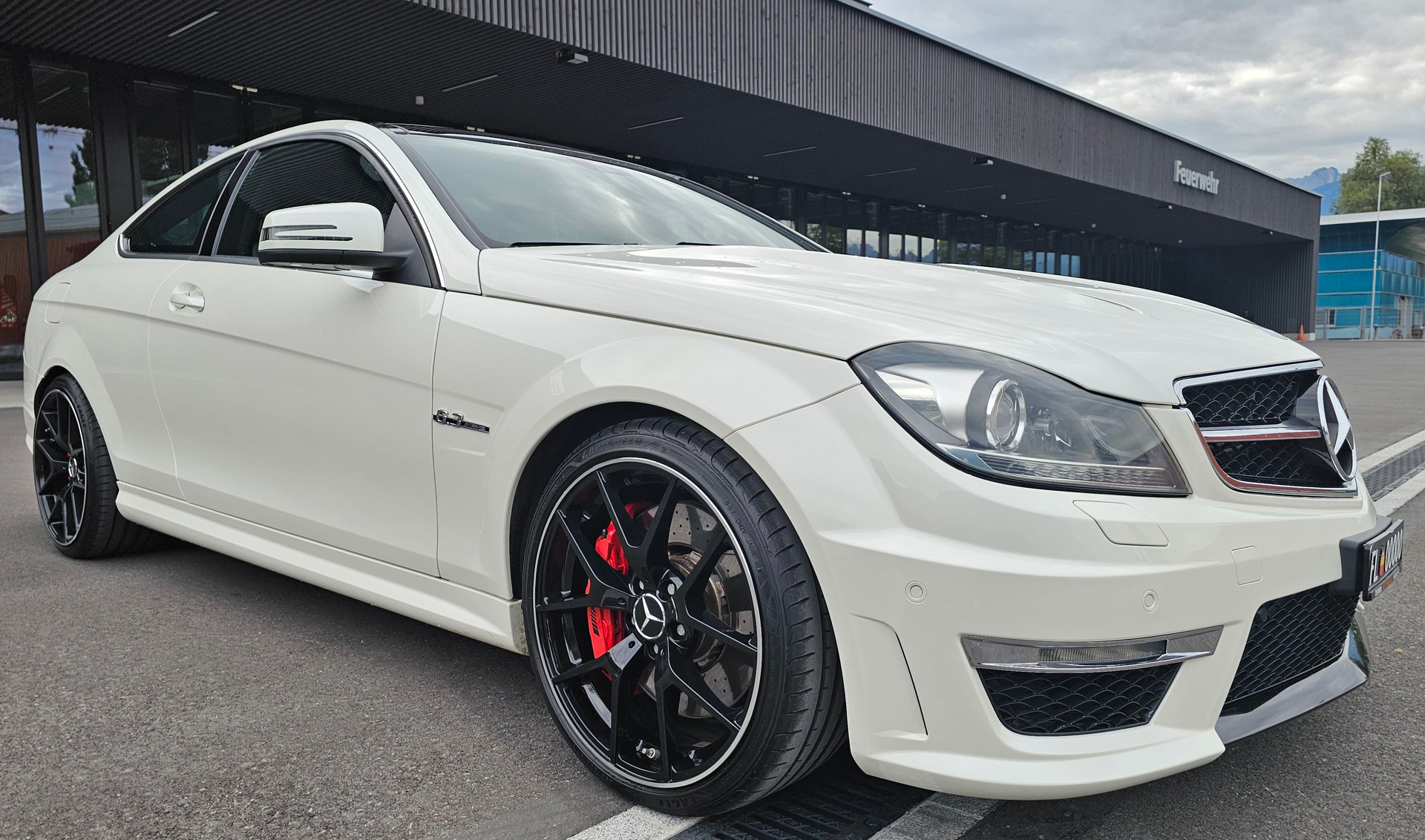 MERCEDES-BENZ C 63 Coupé AMG Speedshift MCT-showroom-element-3