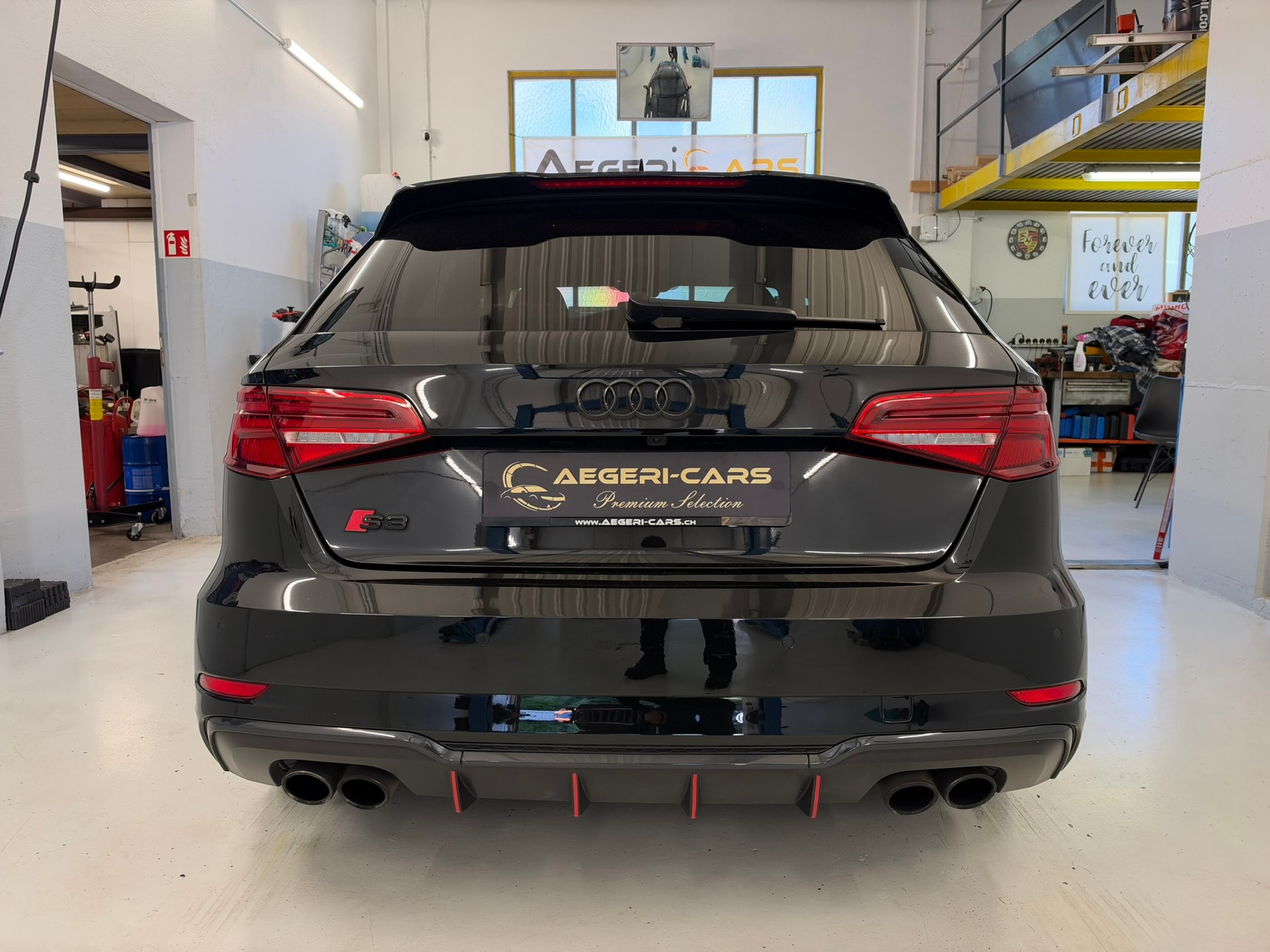 AUDI S3 Sportback 2.0 TFSI quattro S-tronic-image-4