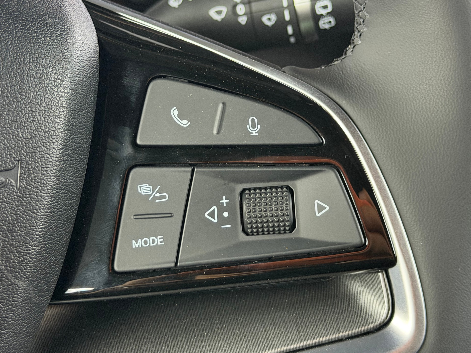 BYD Seal U DM-i Boost-image-24