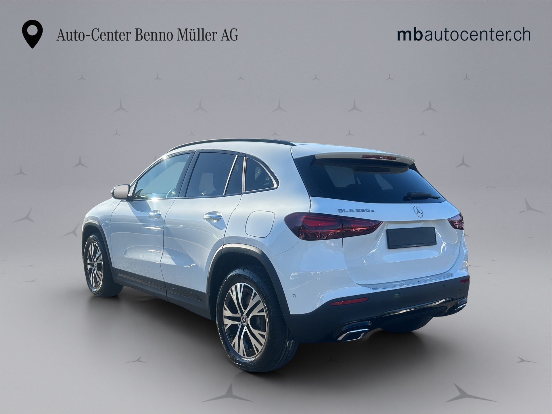 MERCEDES-BENZ GLA-Klasse H247 GLA 250 e EQ Star Progressive-showroom-element-2