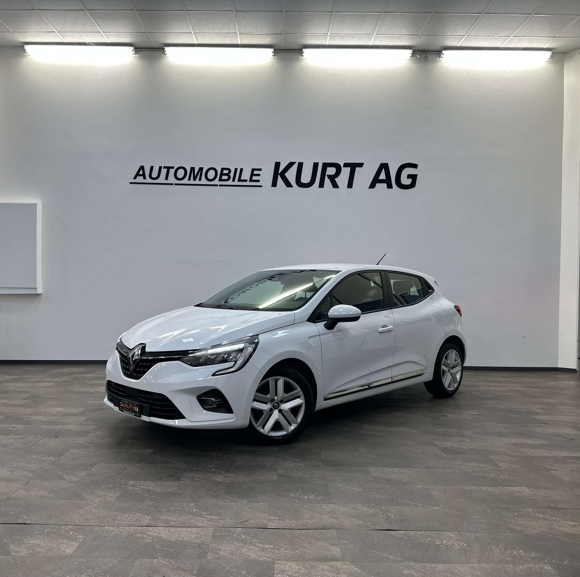RENAULT Clio 1.0 Business