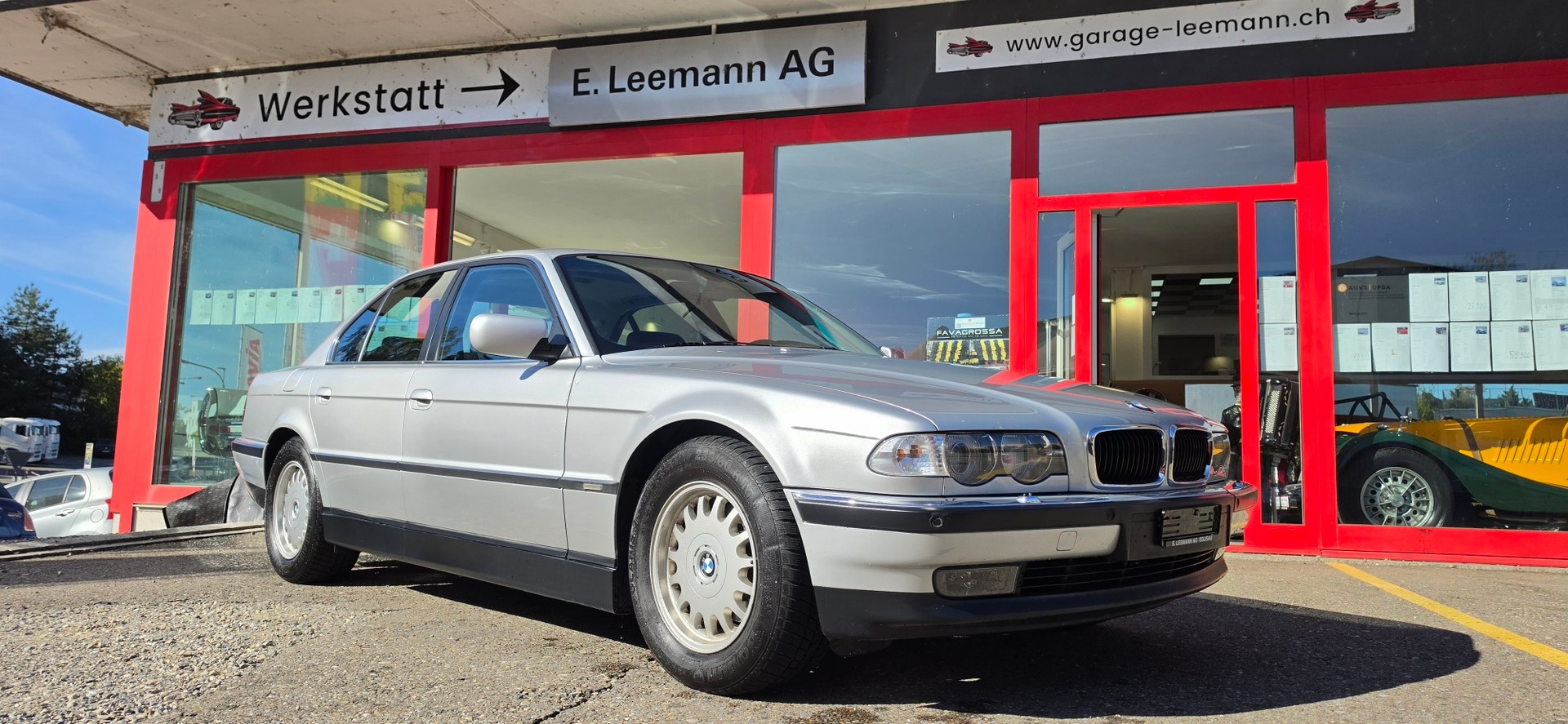 BMW 735i