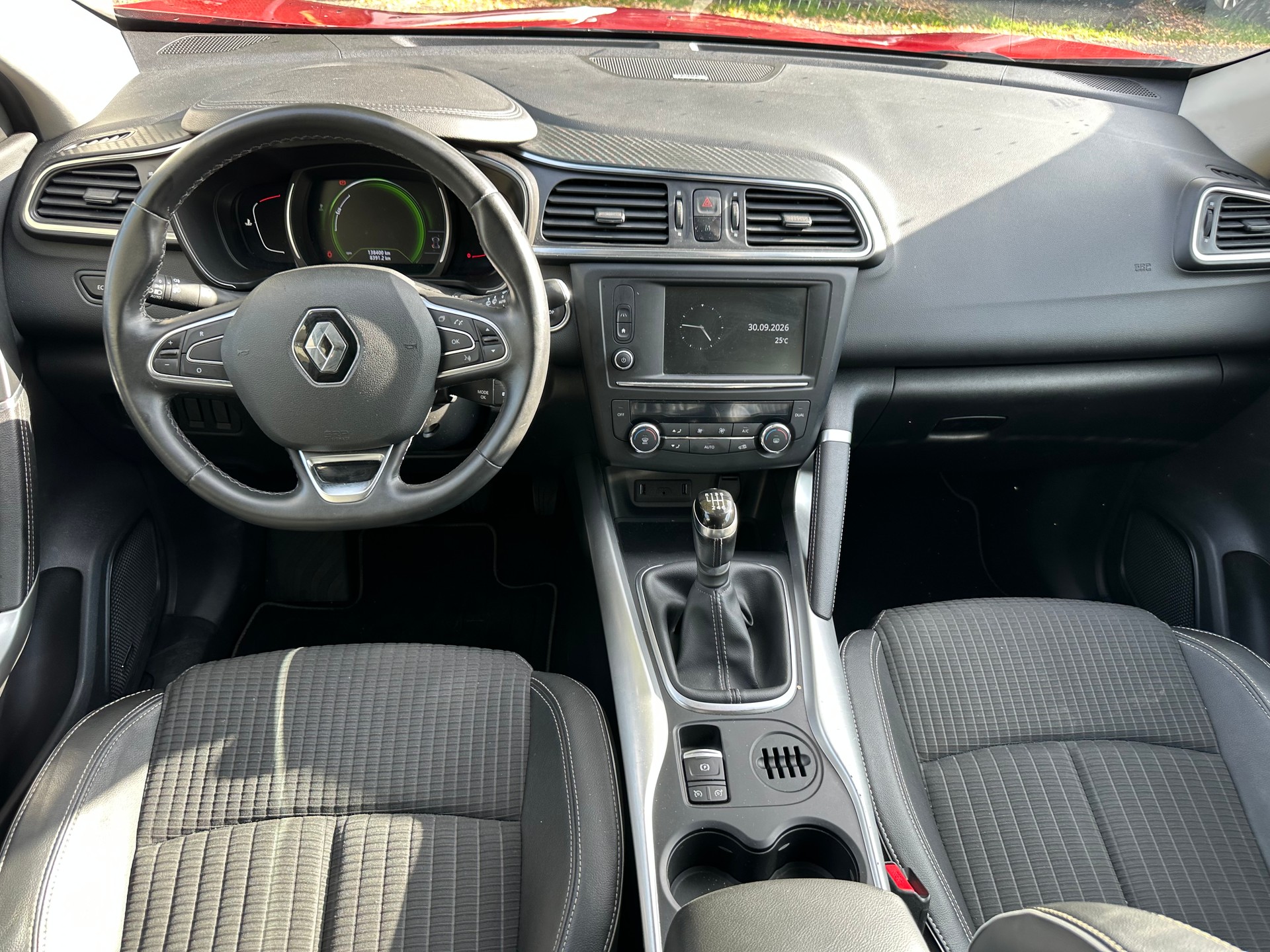 RENAULT Kadjar 1.2 16V Turbo Bose-image-9