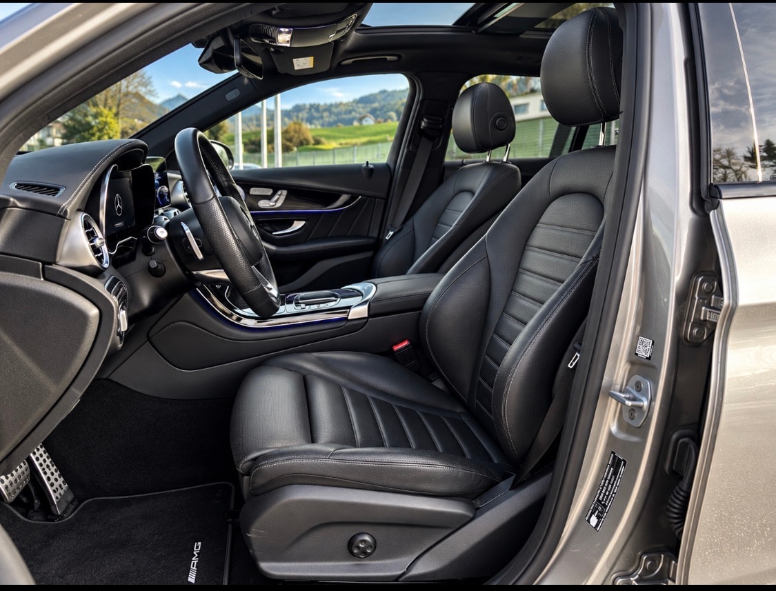 MERCEDES-BENZ GLC 300 AMG Line Plus 4Matic 9G-Tronic-image-8