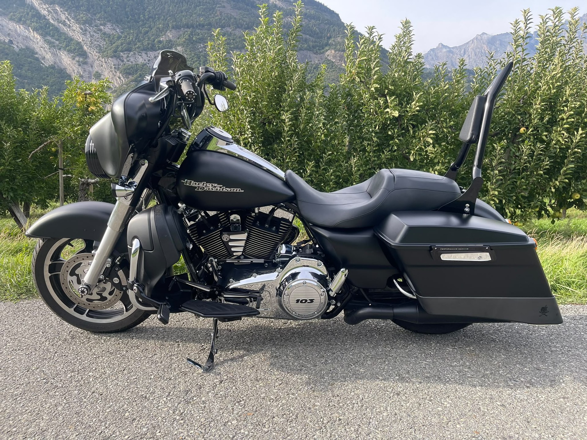 HARLEY-DAVIDSON FLHX Street Glide ABS