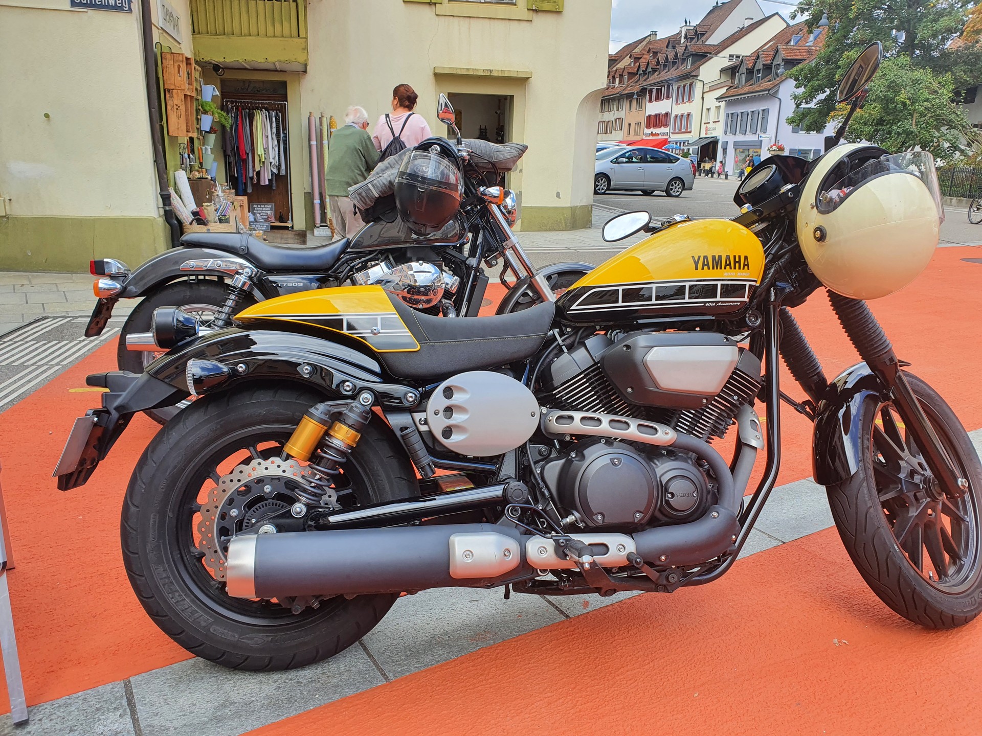 YAMAHA XV 950 Racer ABS-image-1