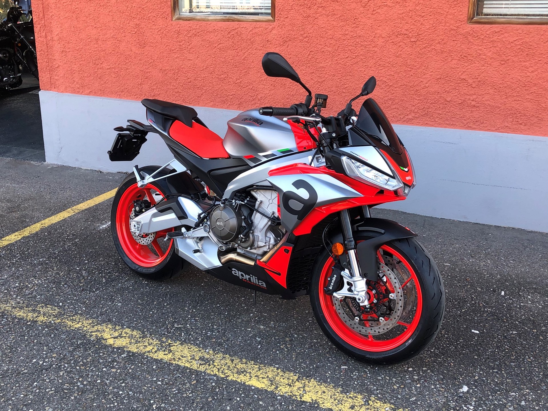 APRILIA Tuono 660 Evo-image-1