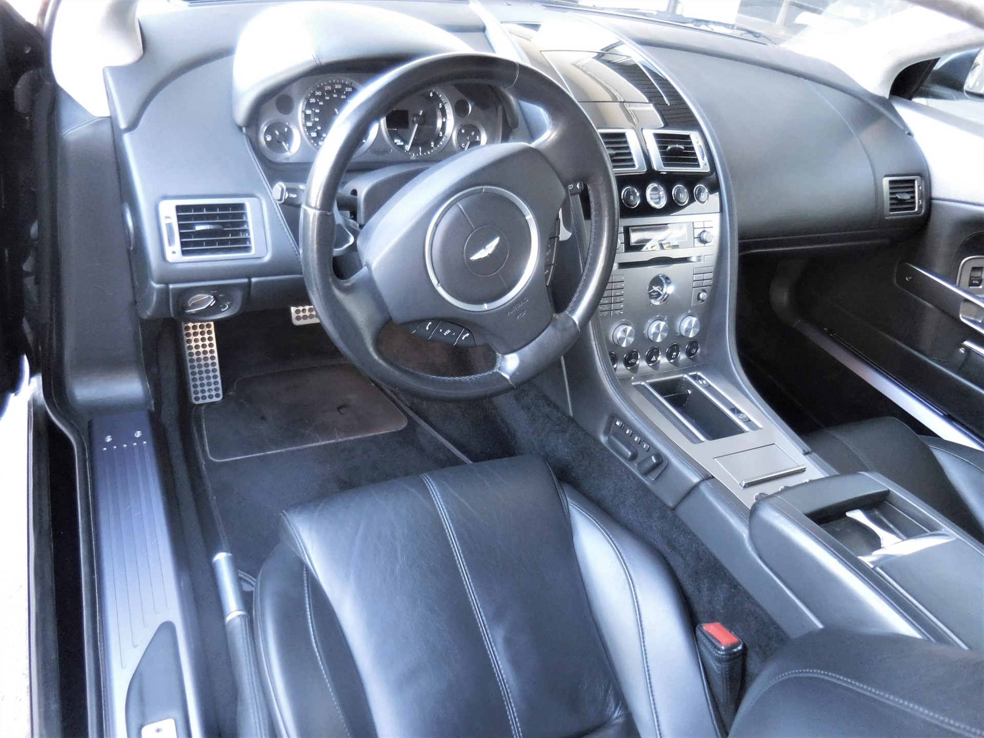 ASTON MARTIN DB9 Touchtronic 2-image-6