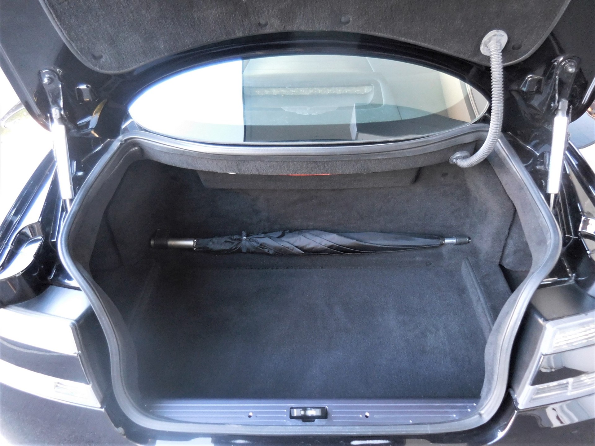 ASTON MARTIN DB9 Touchtronic 2-image-9