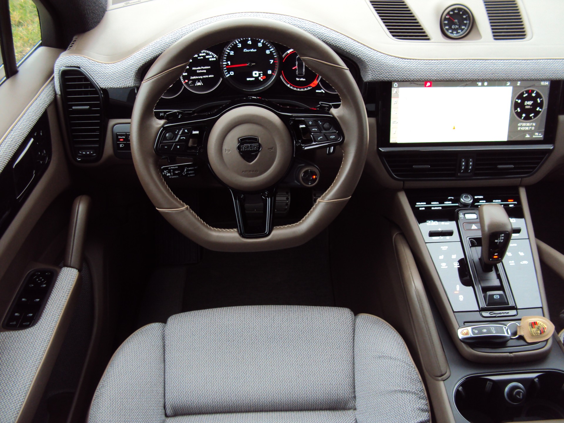 PORSCHE Cayenne Turbo Techart & Rolf Benz Ausstattung-image-8