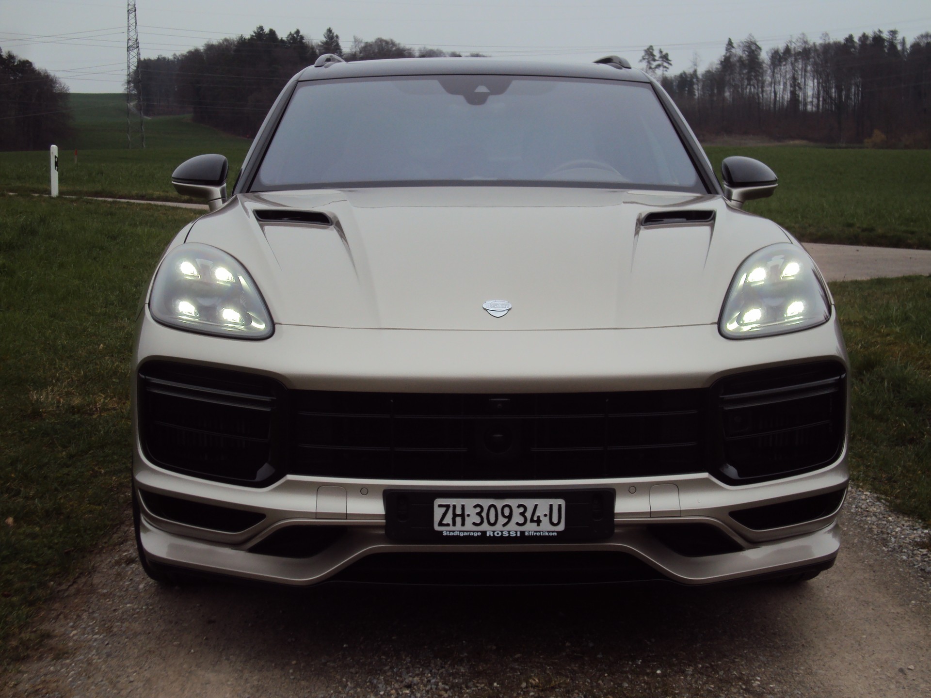 PORSCHE Cayenne Turbo Techart & Rolf Benz Ausstattung-image-2