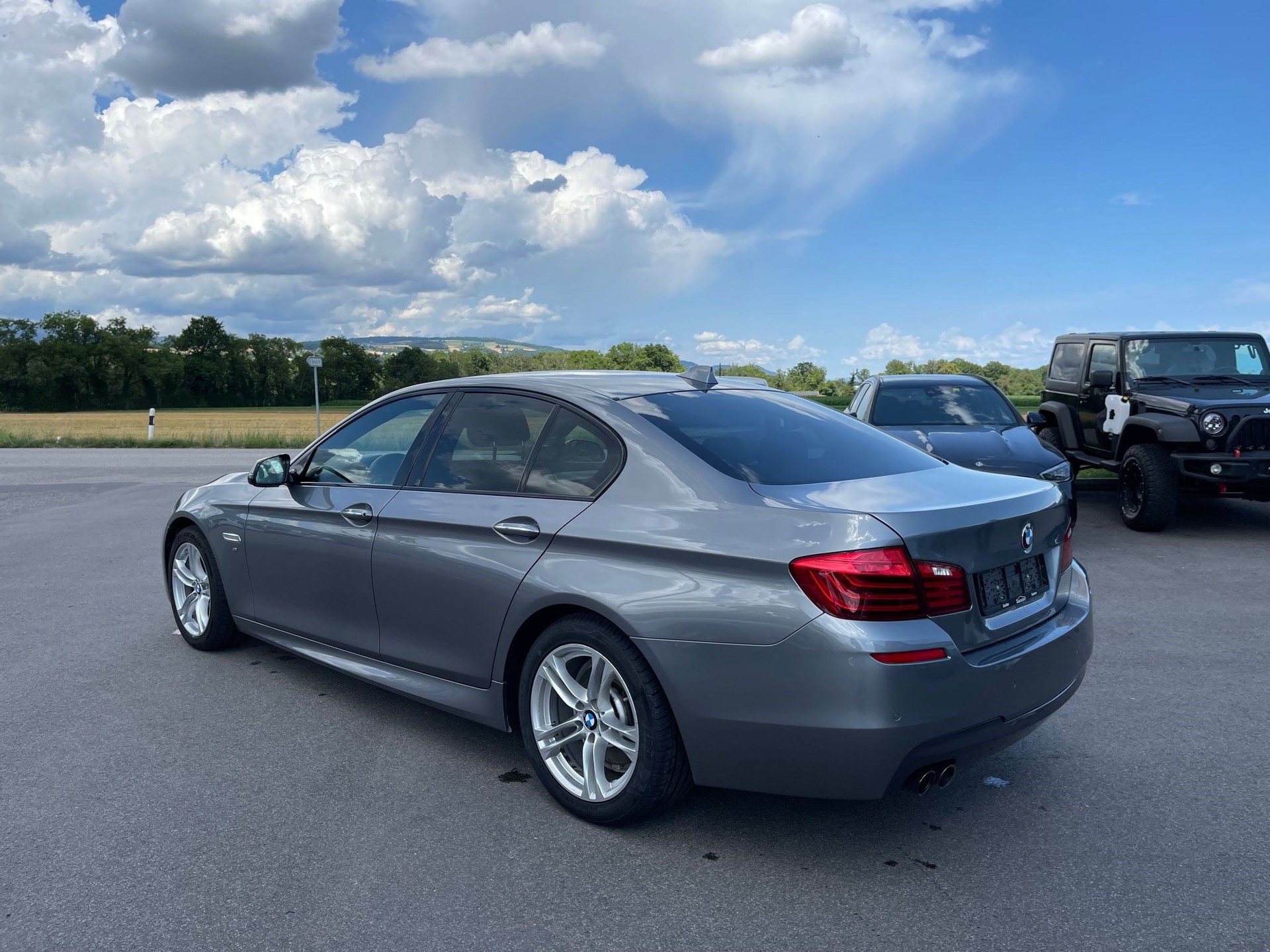 BMW 525d xDrive Luxury Line Steptronic-image-6
