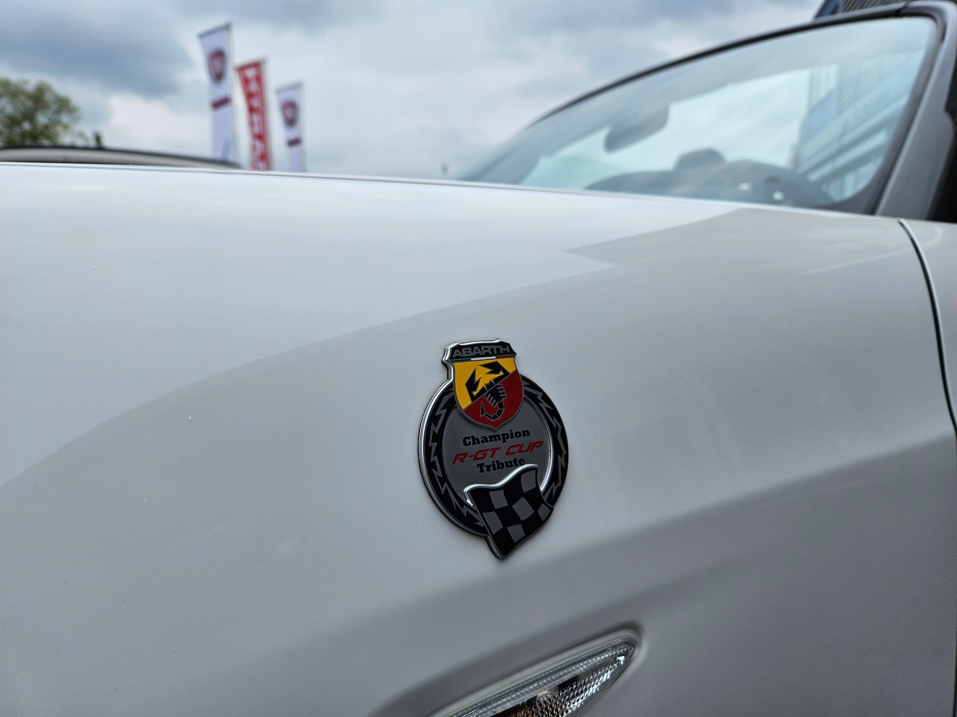 FIAT 124 Spider 1.4 TB Abarth Rally-image-9