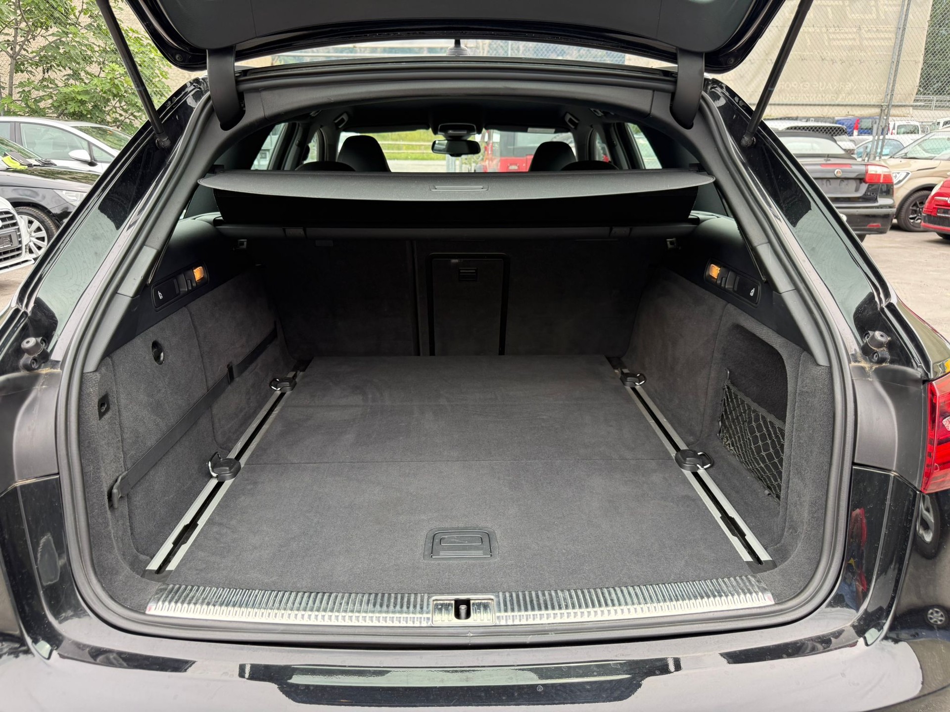 AUDI RS6 Avant 4.0 TFSI V8 quattro Tiptronic-image-5