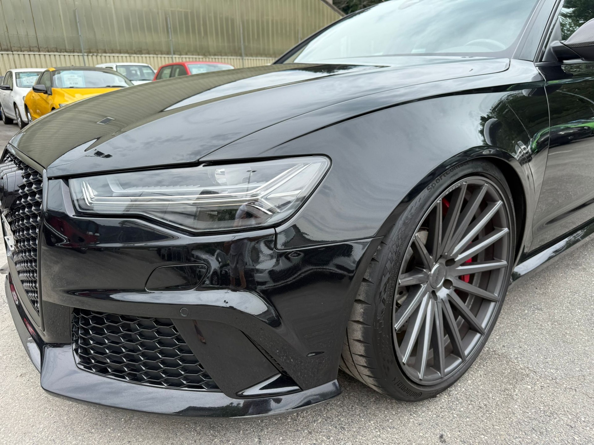 AUDI RS6 Avant 4.0 TFSI V8 quattro Tiptronic-image-9