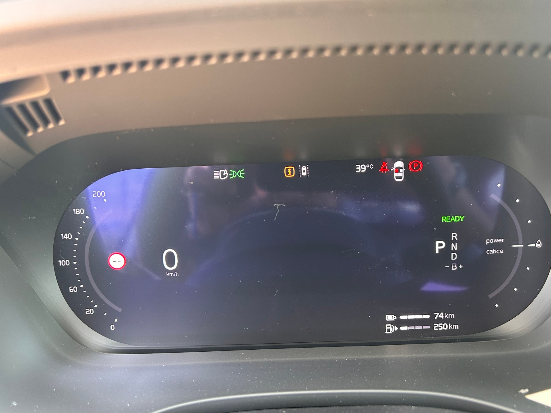 VOLVO XC60 T6 eAWD PluginHybrid Plus Dark Geartronic-image-11