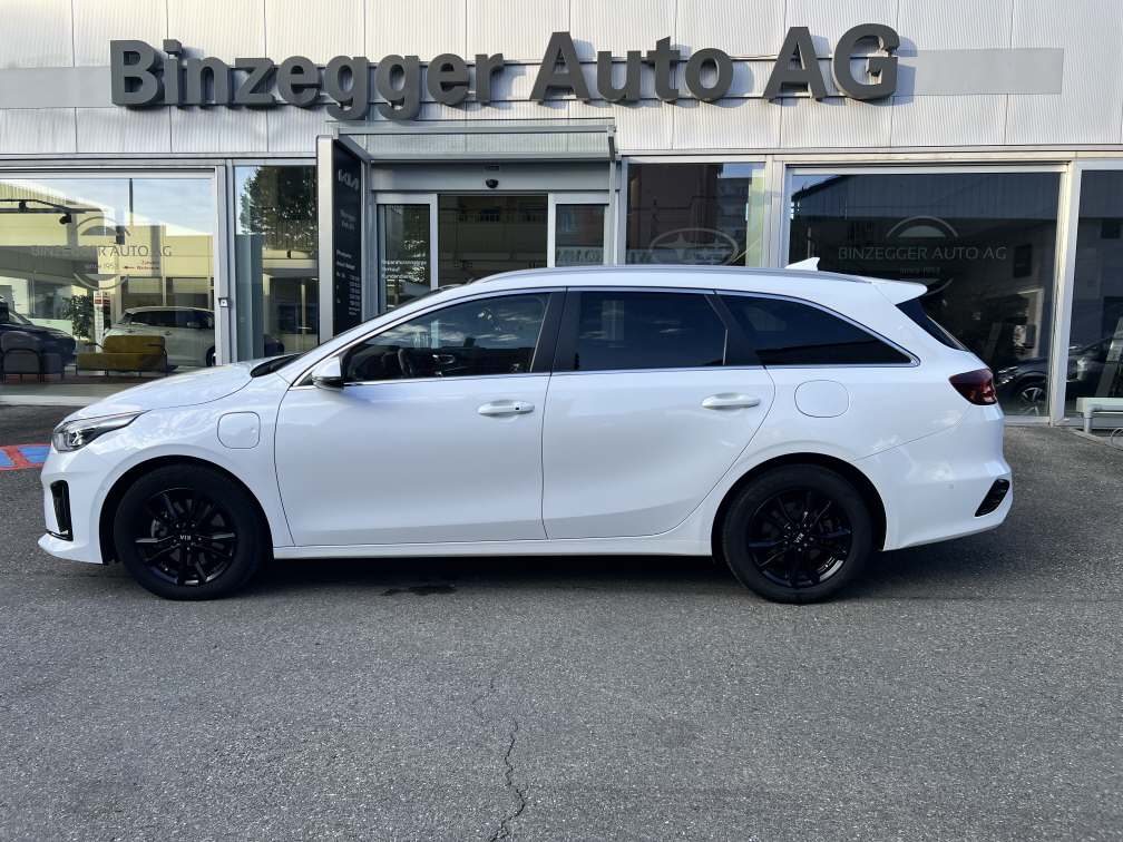 KIA Ceed SW 1.6 GDi Plug-in Hybrid Style-image-2