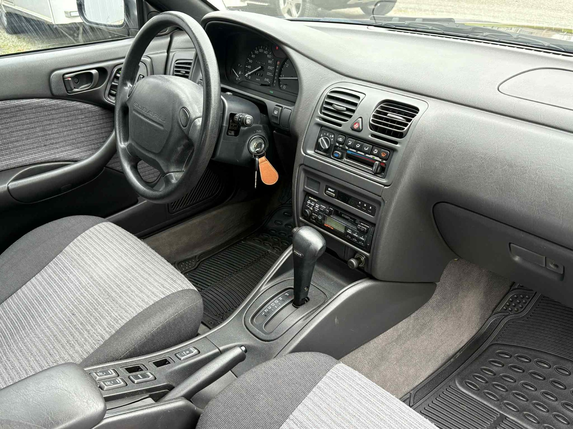 SUBARU Legacy 2.2 SST Limited A-image-10