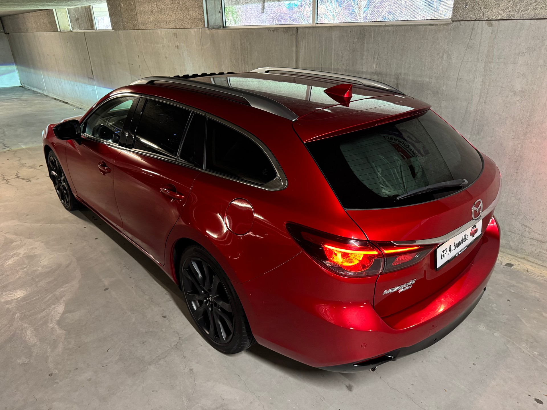 MAZDA 6 Sportwagon SKYACTIV-D 175 Revolution Automat AWD-image-16