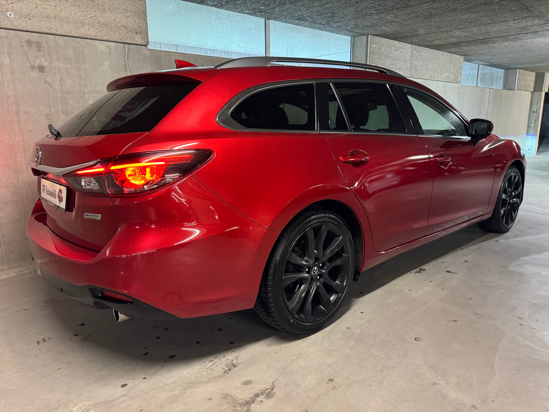 MAZDA 6 Sportwagon SKYACTIV-D 175 Revolution Automat AWD-image-21