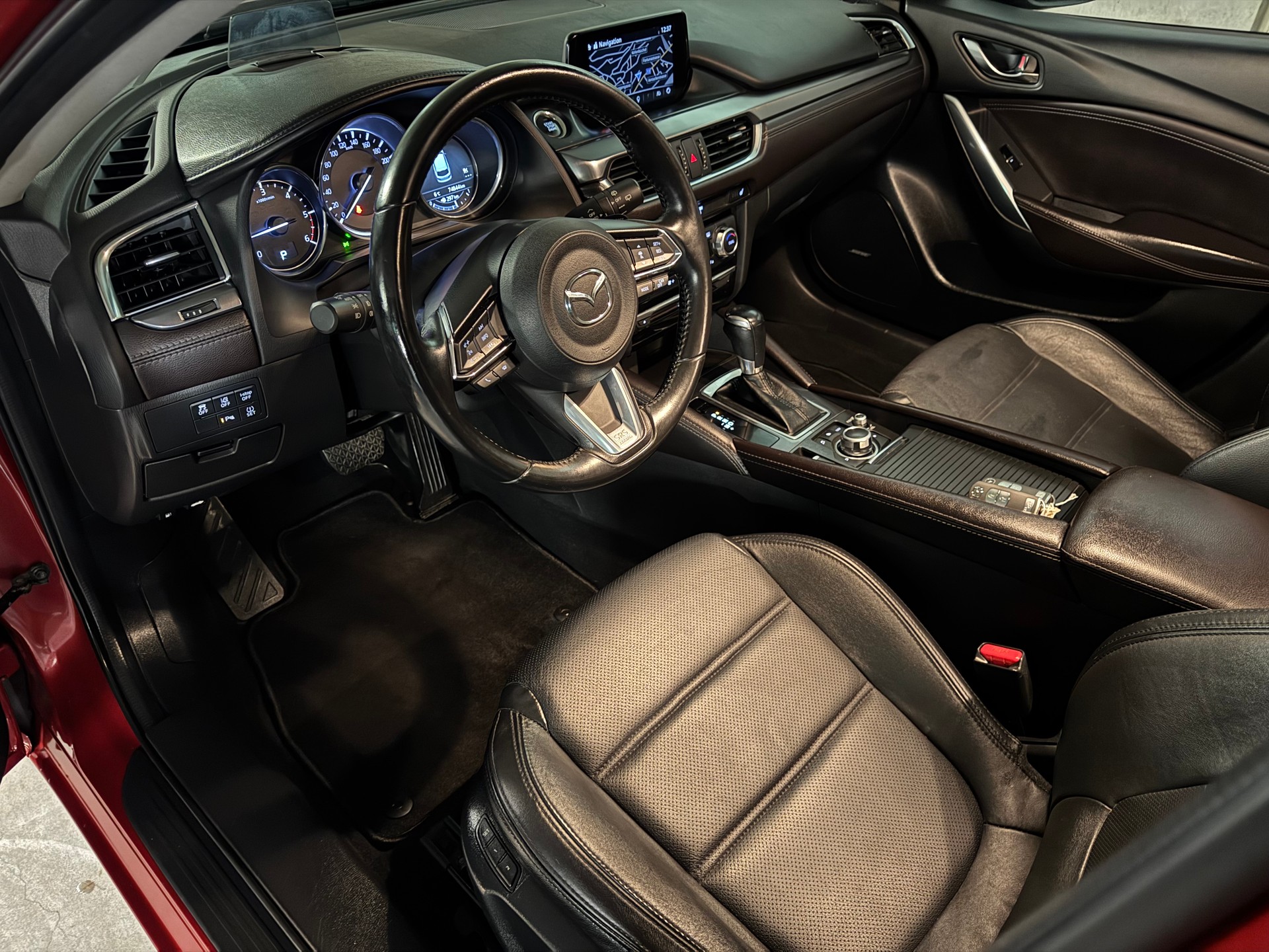 MAZDA 6 Sportwagon SKYACTIV-D 175 Revolution Automat AWD-image-23