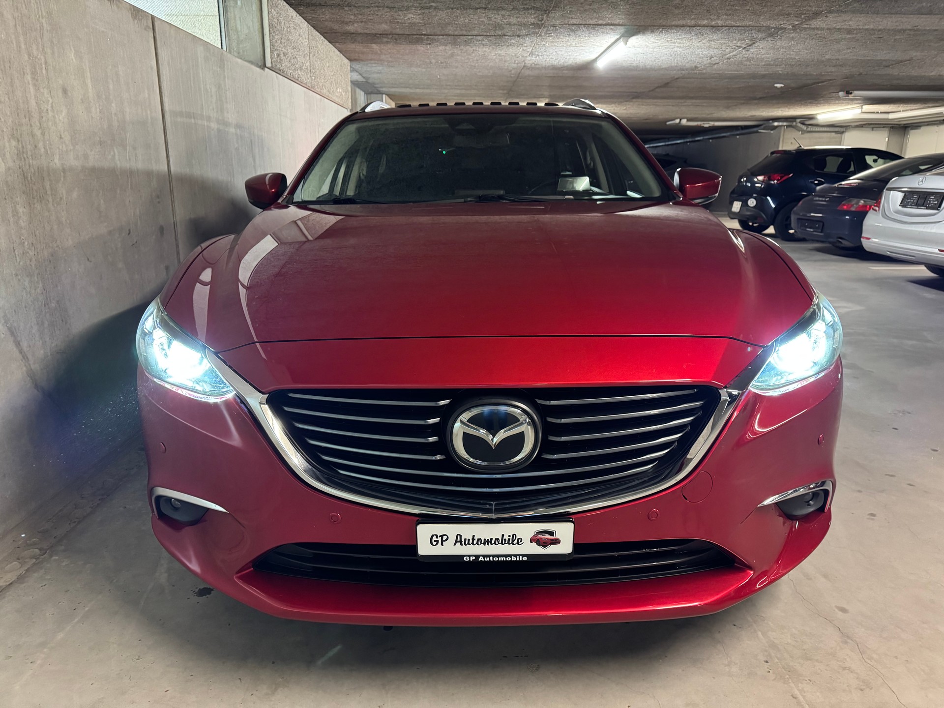 MAZDA 6 Sportwagon SKYACTIV-D 175 Revolution Automat AWD-image-12