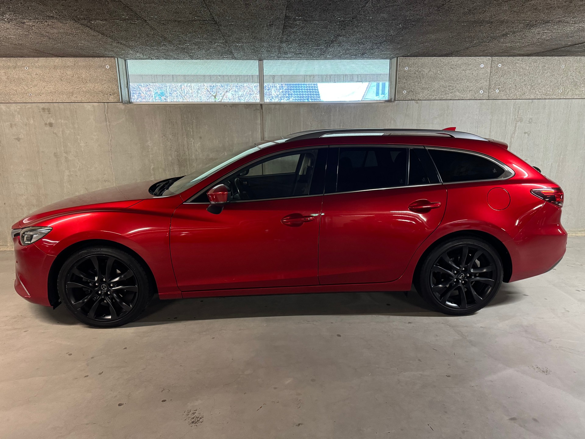 MAZDA 6 Sportwagon SKYACTIV-D 175 Revolution Automat AWD-showroom-element-1