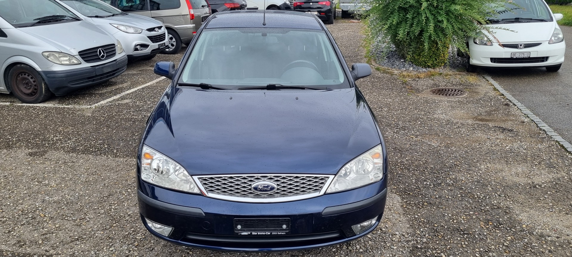FORD Mondeo 2.0i 16V Ghia-image-2