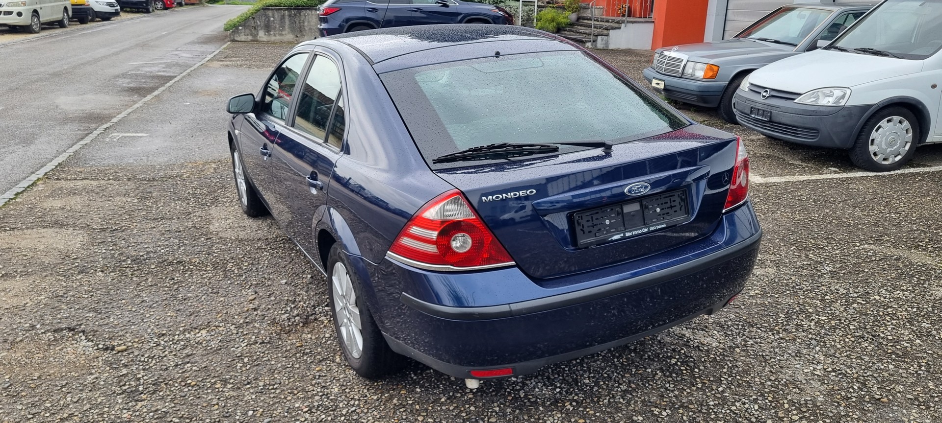 FORD Mondeo 2.0i 16V Ghia-image-5