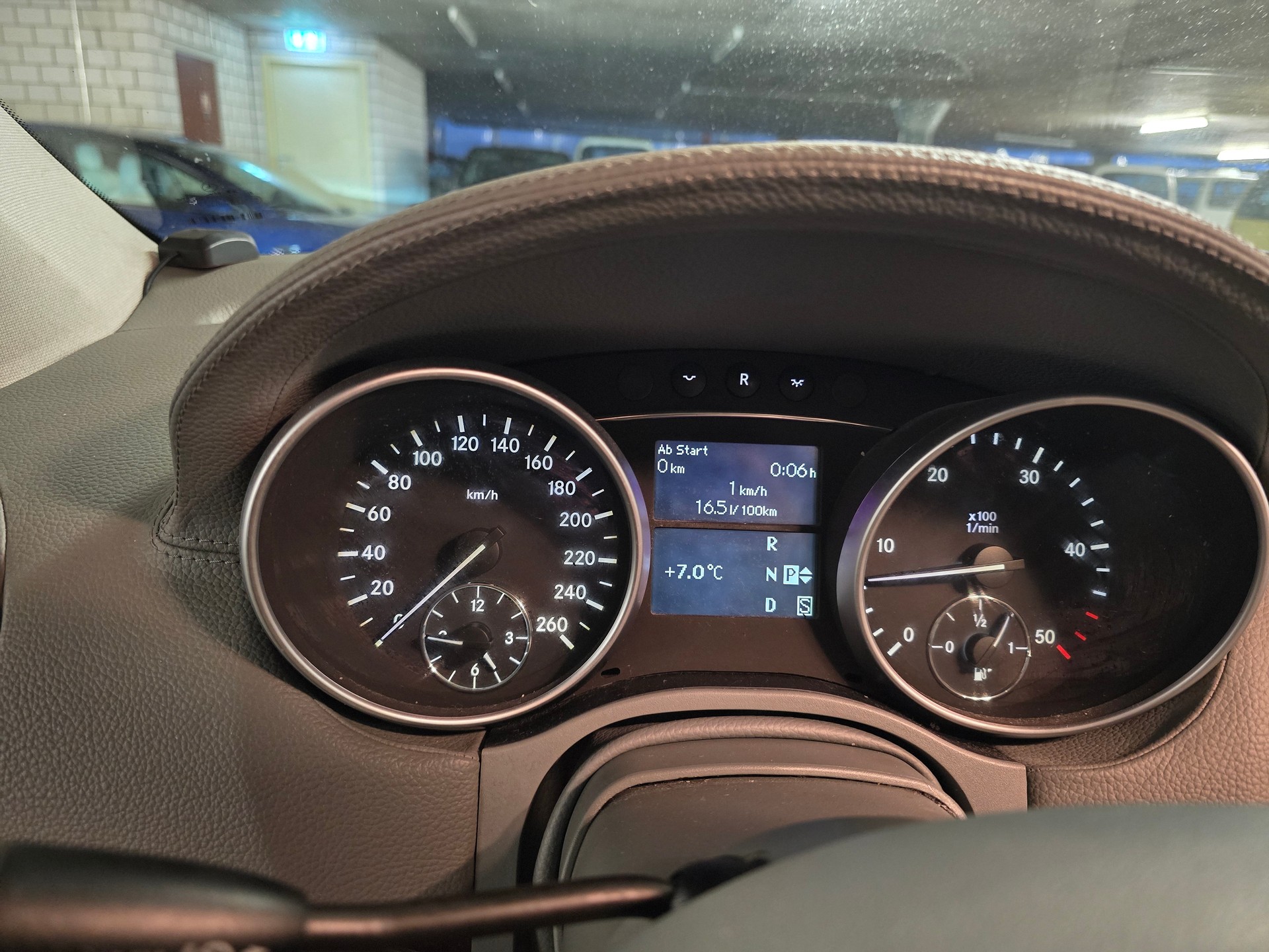 MERCEDES-BENZ Mercedes - Benz GL420-image-11
