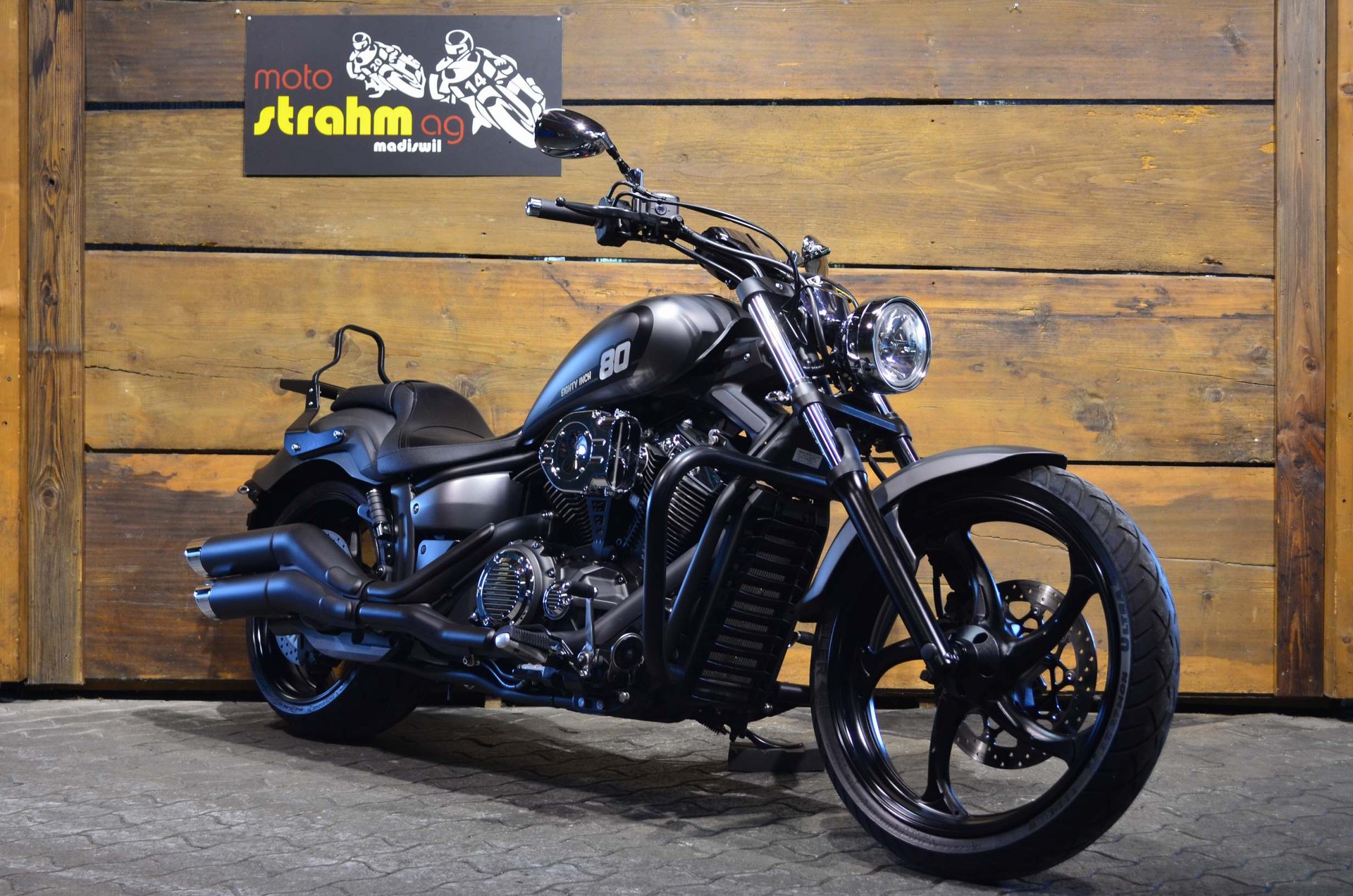 YAMAHA XVS 1300 CU Custom-image-0